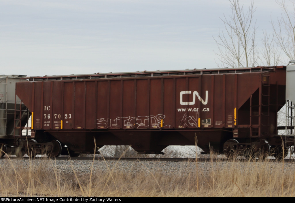 IC 767023
